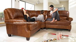 sofas de  couro envelhecido